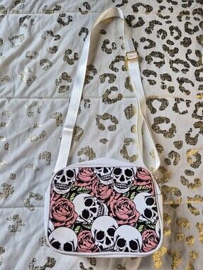 Like New White Pink Skull Roses Purse Goth Shoulder Bag Emo Grunge Cross BodyBag